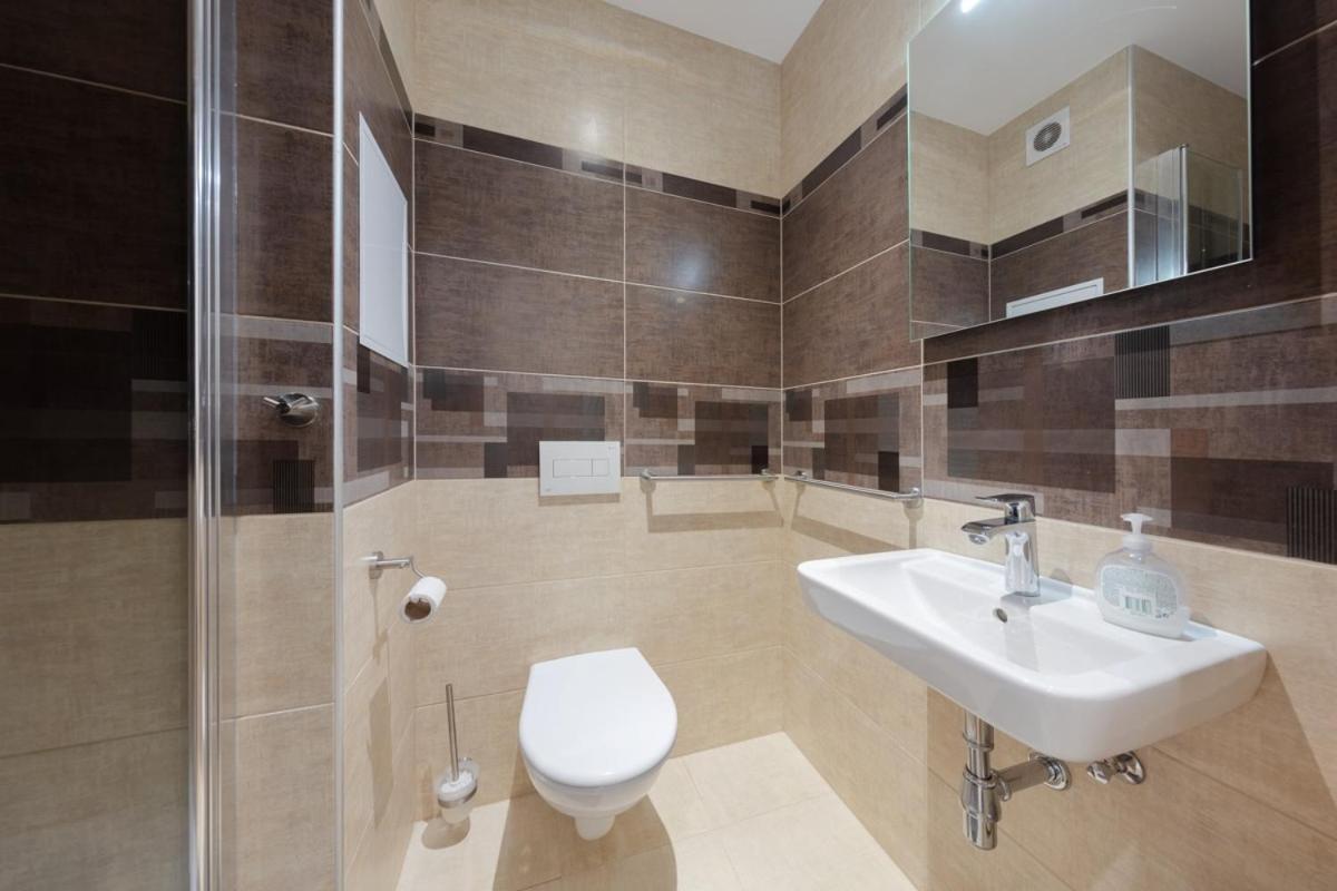 Appartamento Large Prosek - Your Second Home! *